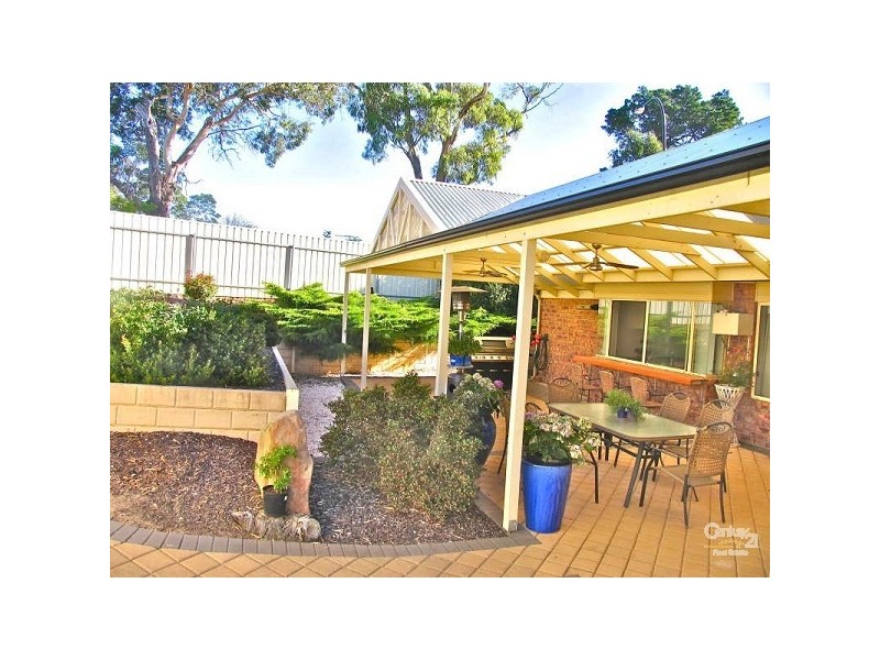2 Warriparinga Avenue, Craigburn Farm SA 5051