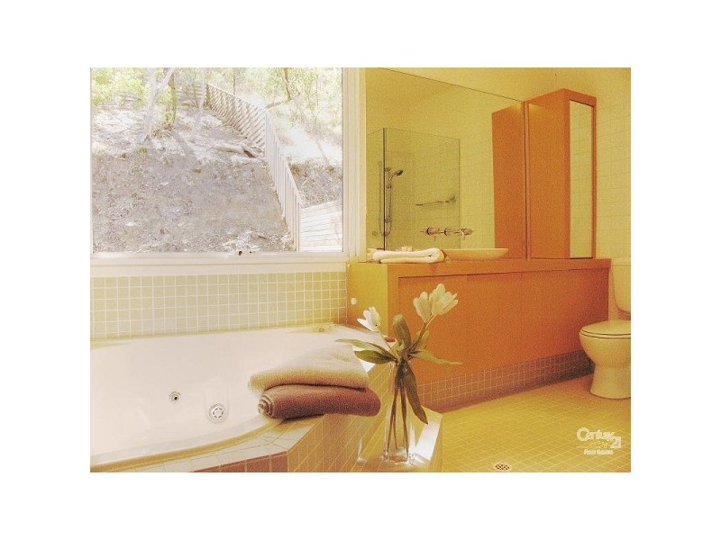 5 Gum Grove, Belair SA 5052