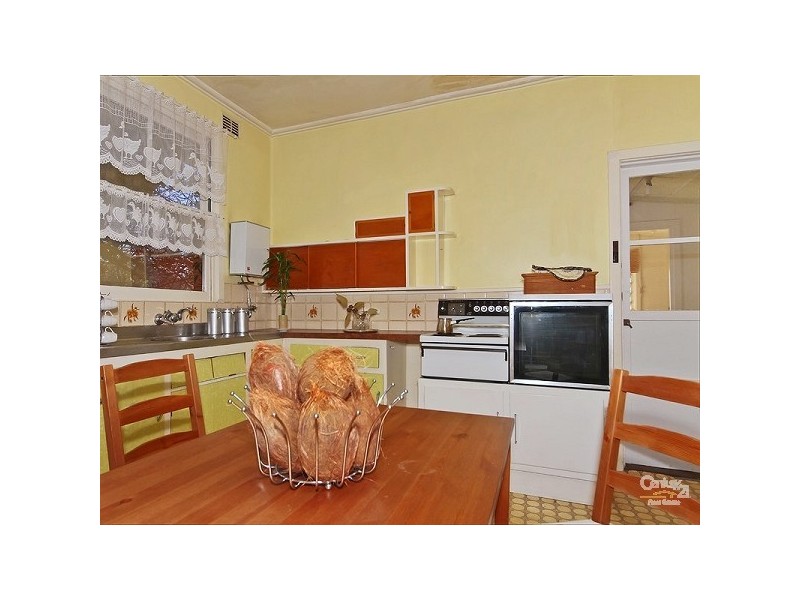 2 Torquay Road, Sturt SA 5047