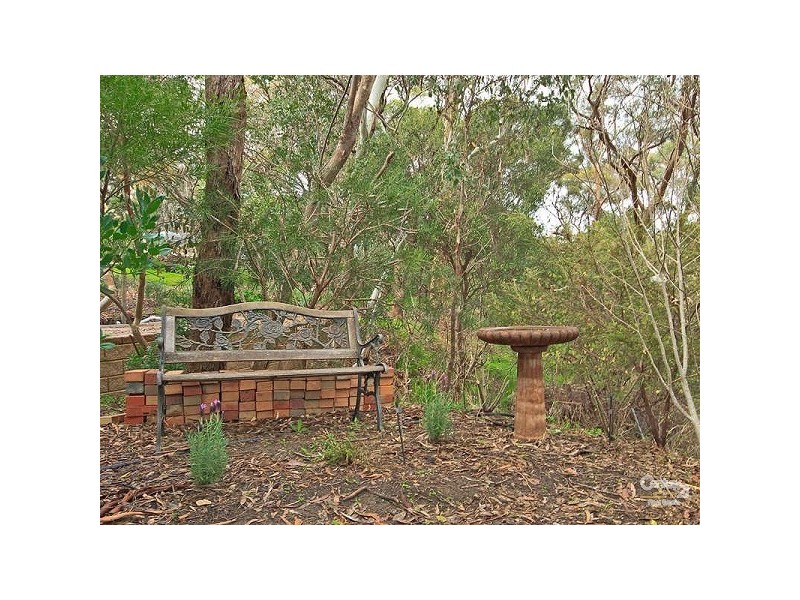 3 Yalanda Street, Eden Hills SA 5050