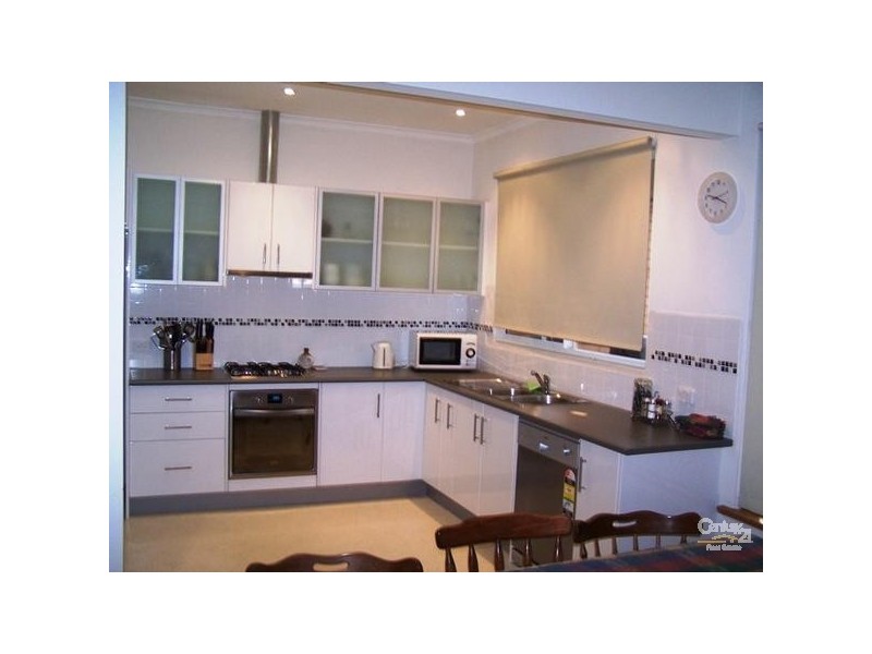 6 Robert Norman Street, Normanville SA 5204