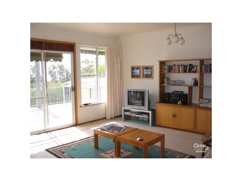 6 Robert Norman Street, Normanville SA 5204