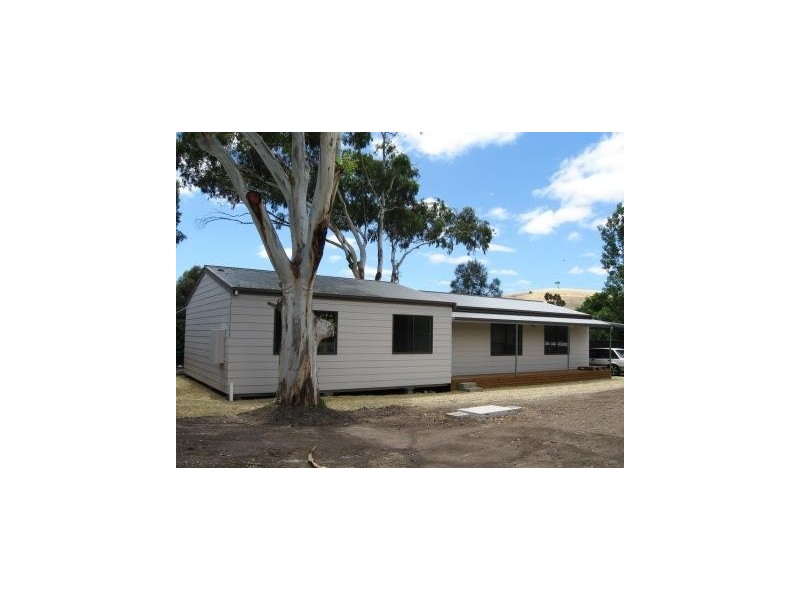 5 Michael Street, Yankalilla SA 5203