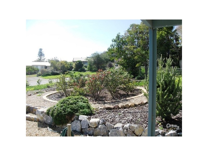 1 Hastings Street, Normanville SA 5204