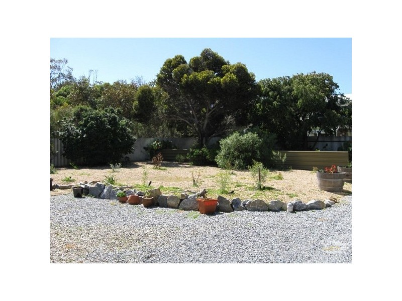 24 Taronga Crescent, Carrickalinga SA 5204