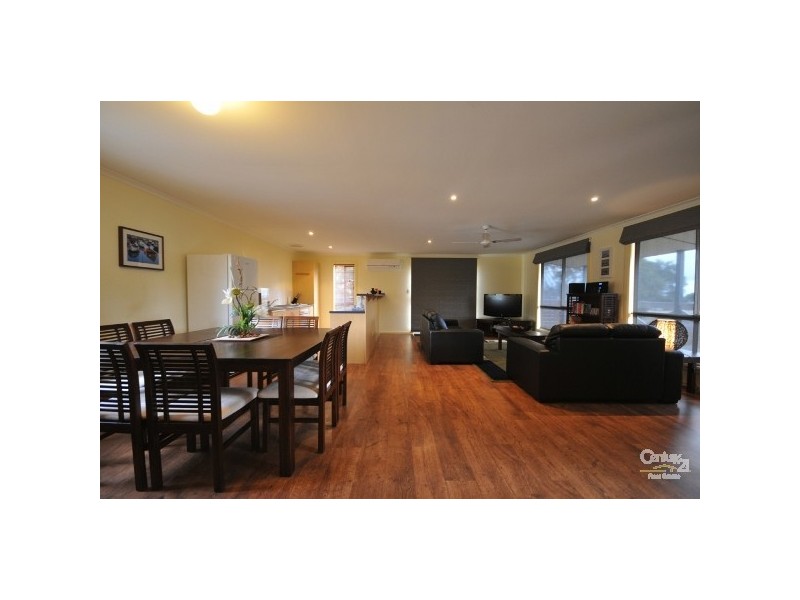 1 Hastings Street, Normanville SA 5204