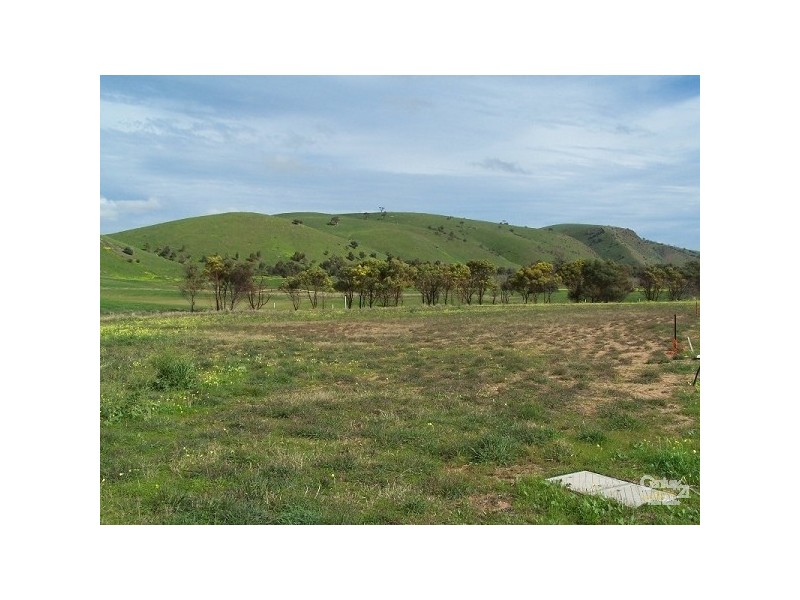 * Troon Drive, Normanville SA 5204