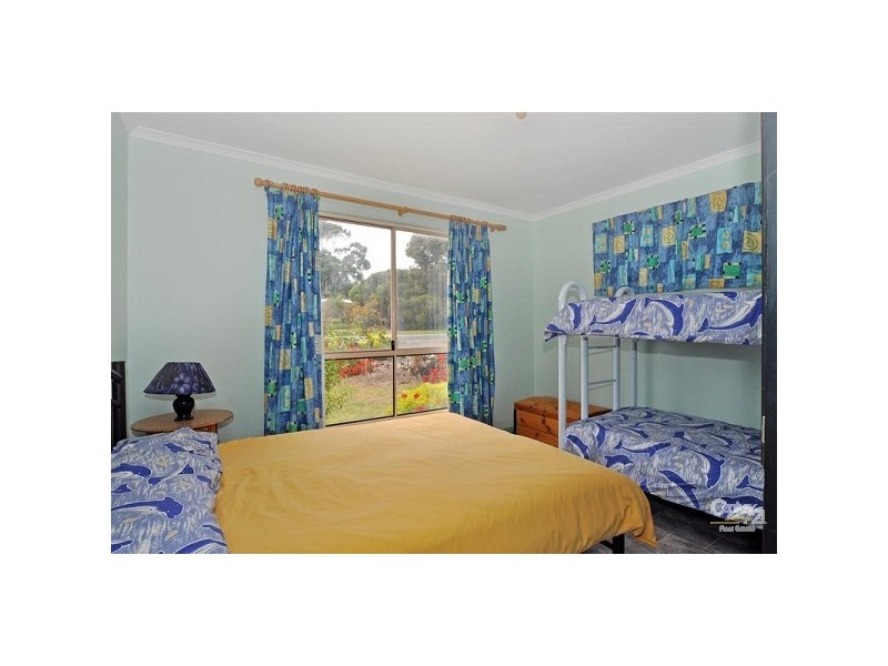 18 Broadbeach Drive, Carrickalinga SA 5204