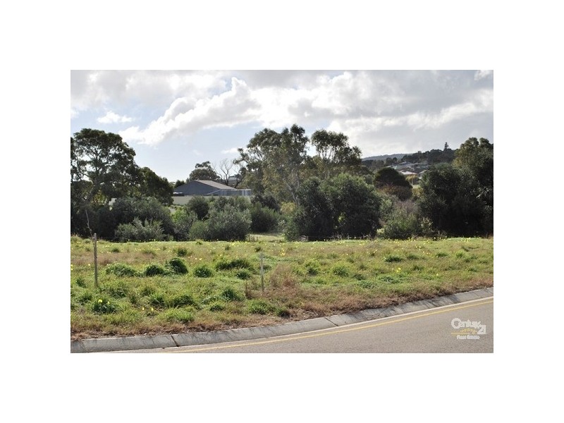 * Ulonga Court, Normanville SA 5204