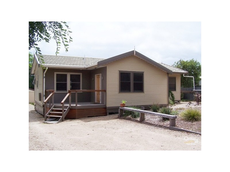 18 Jervois Road, Normanville SA 5204