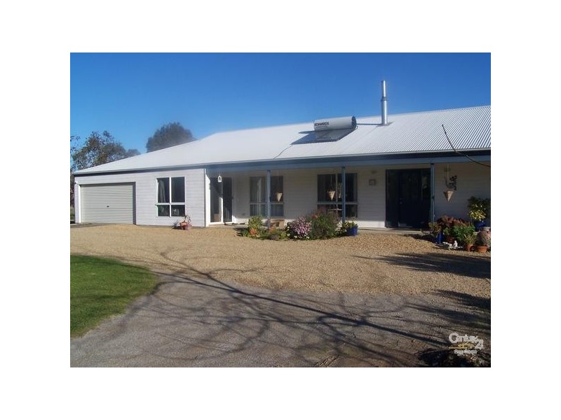 212 Main South Road, Yankalilla SA 5203