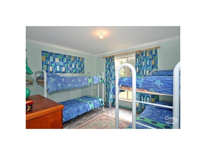 18 Broadbeach Drive, Carrickalinga SA 5204