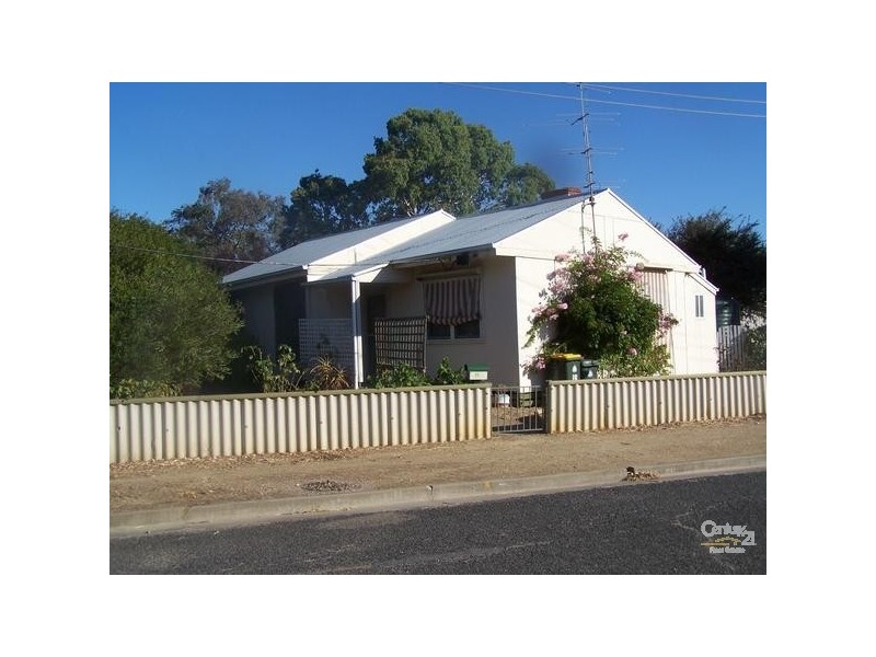 18 Main Road, Yankalilla SA 5203