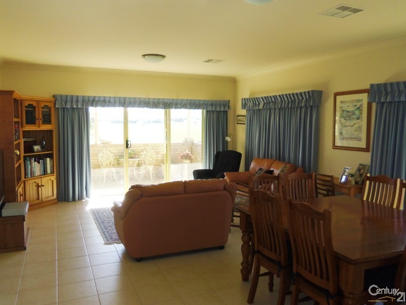 7 Dune Court, Normanville SA 5204