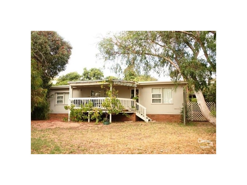 16 Elizabeth Crescent, Carrickalinga SA 5204