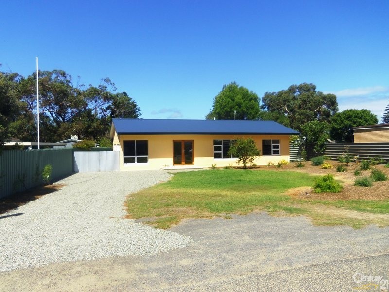 36 Giles Street, Encounter Bay SA 5211