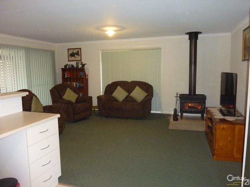 16 Wallman Street, Yankalilla SA 5203