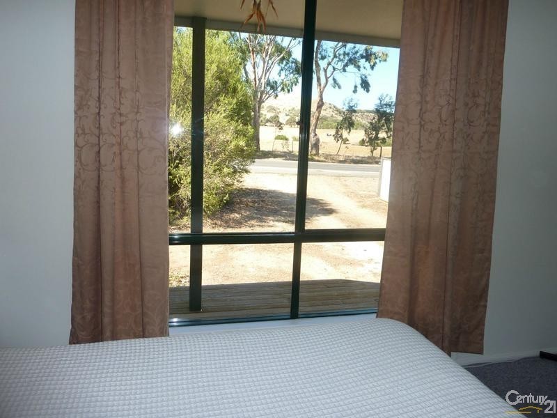 12 Carrickalinga Road, Carrickalinga SA 5204