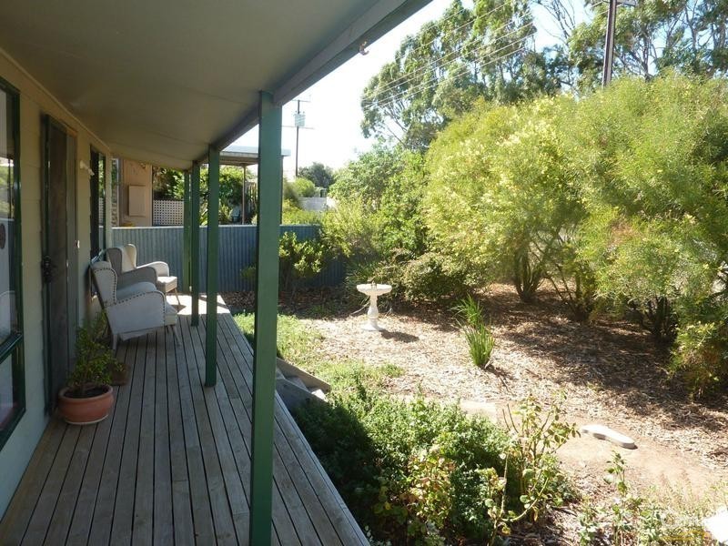 12 Carrickalinga Road, Carrickalinga SA 5204