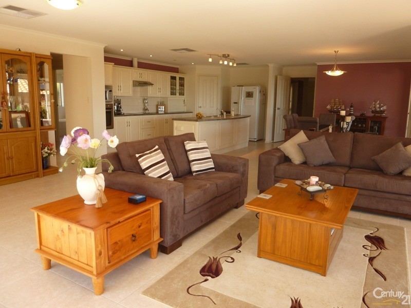 12 Merino Avenue, Carrickalinga SA 5204