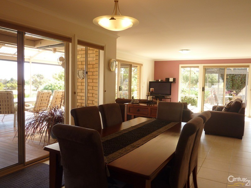 12 Merino Avenue, Carrickalinga SA 5204