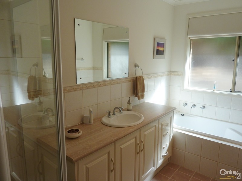 12 Merino Avenue, Carrickalinga SA 5204