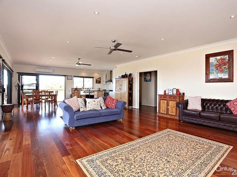 4 Mitchell Heights, Normanville SA 5204