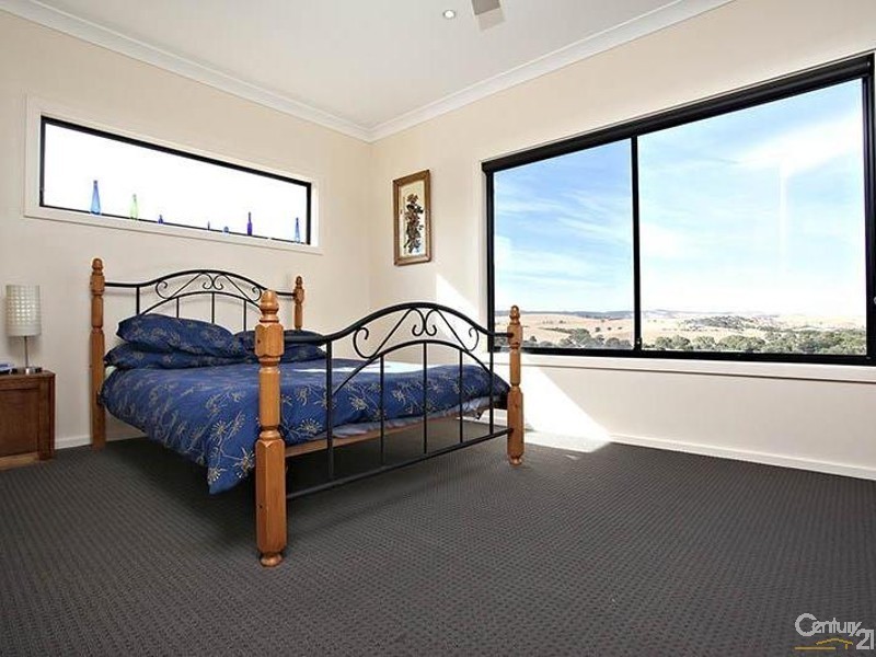 4 Mitchell Heights, Normanville SA 5204