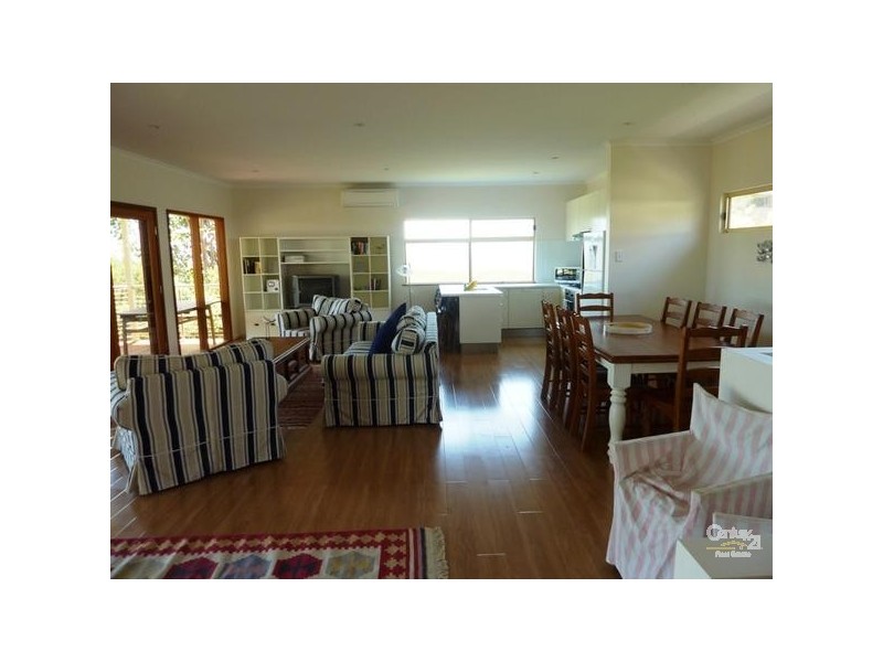 21 Elizabeth Crescent, Carrickalinga SA 5204