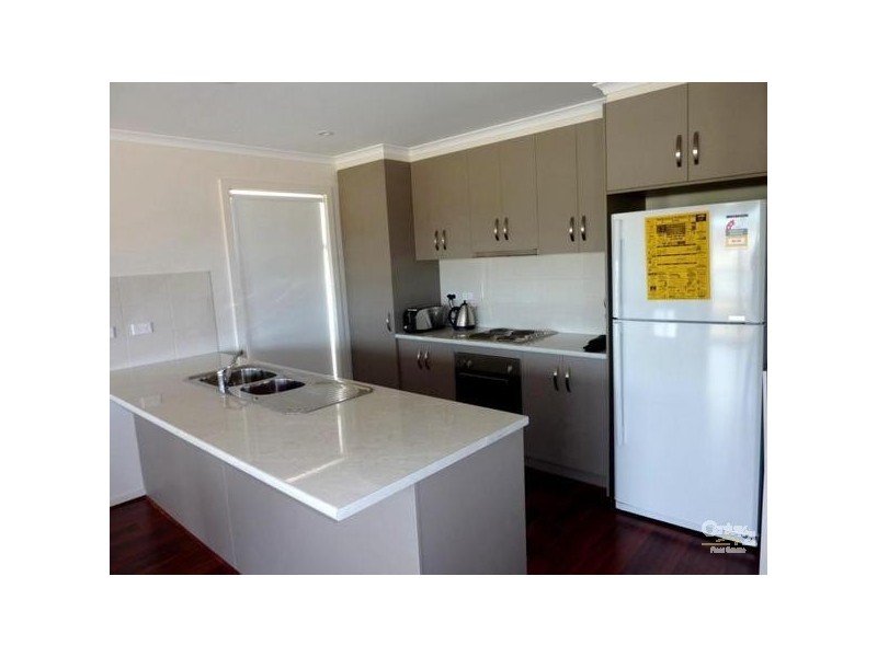 10 Hobart Road, Normanville SA 5204