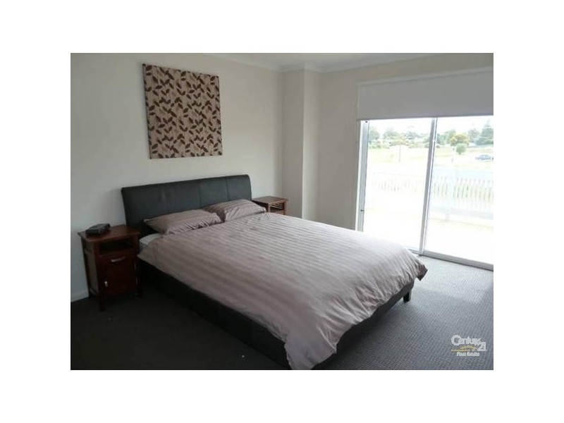 10 Hobart Road, Normanville SA 5204