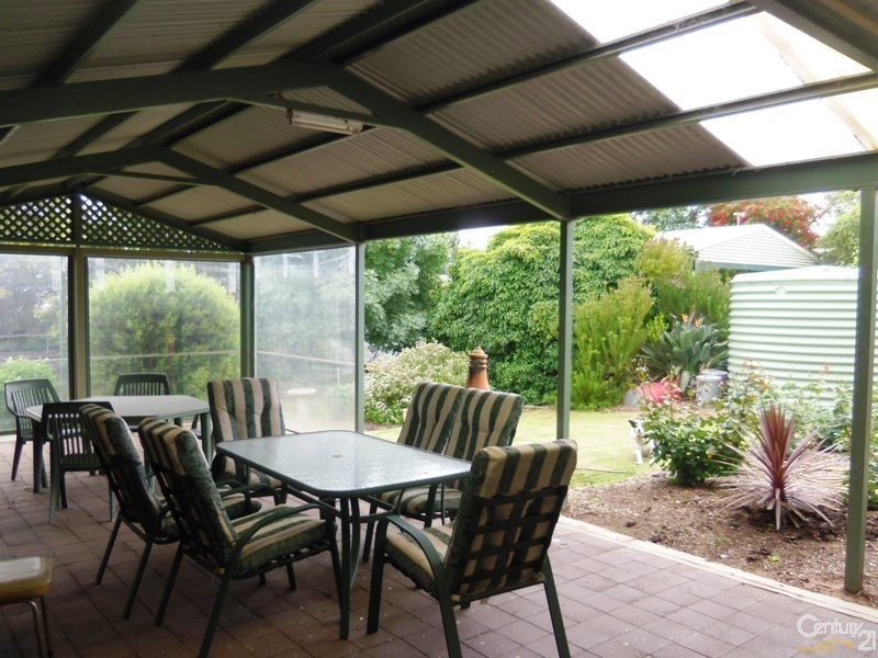 8 Banksia Court, Normanville SA 5204