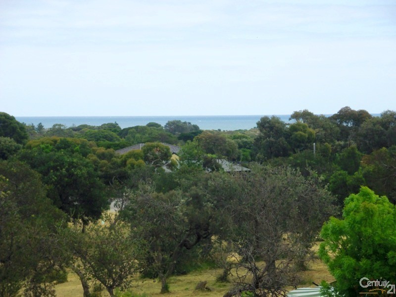 6 Clarke Street, Normanville SA 5204