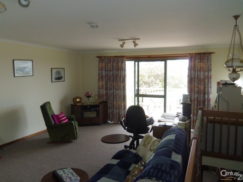 6 Clarke Street, Normanville SA 5204