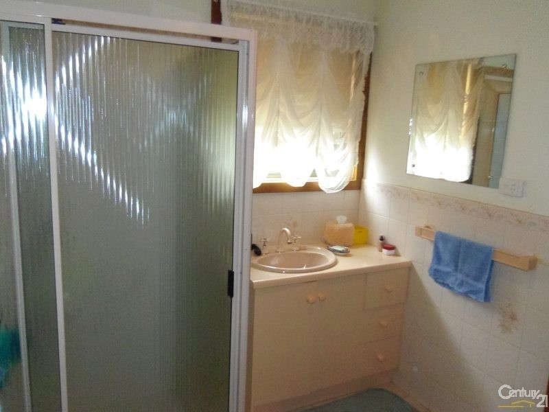 6 Clarke Street, Normanville SA 5204