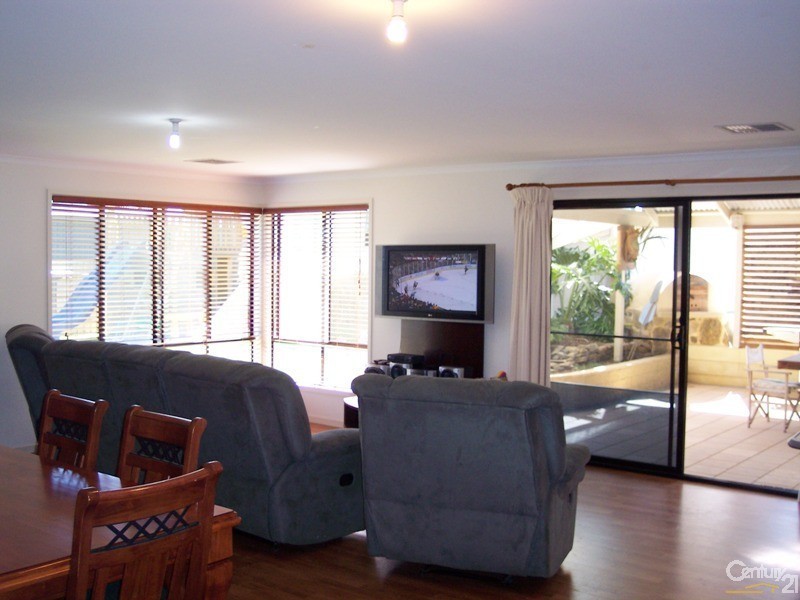 18 Anna Court, Normanville SA 5204