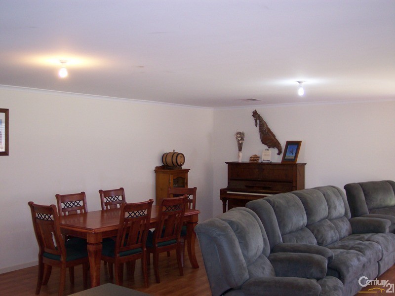 18 Anna Court, Normanville SA 5204