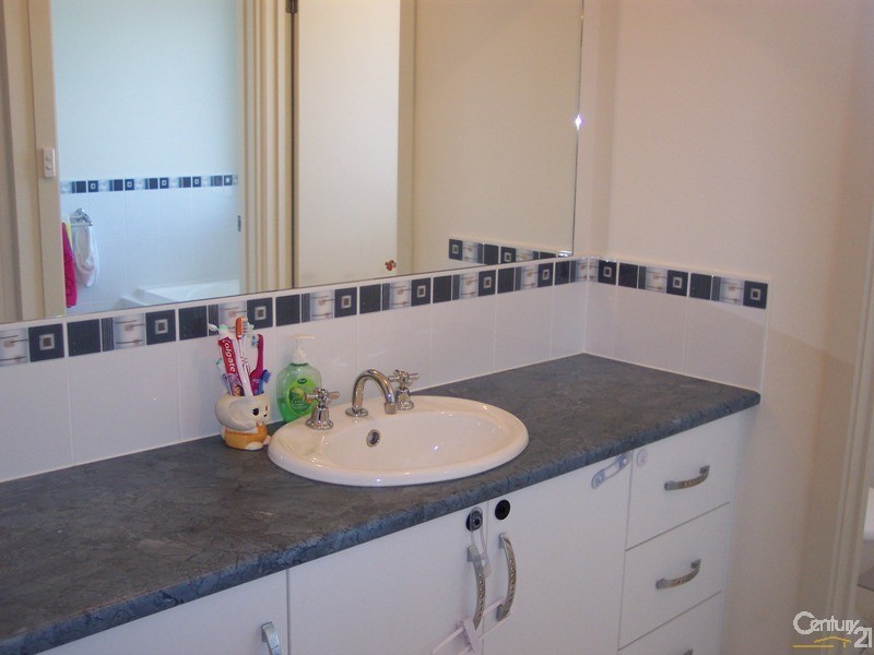 18 Anna Court, Normanville SA 5204