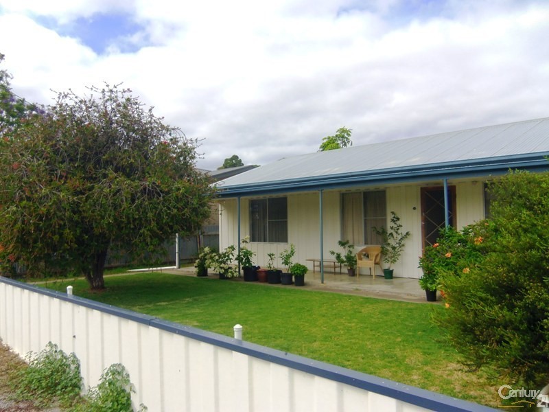 10 Wallman Street, Yankalilla SA 5203