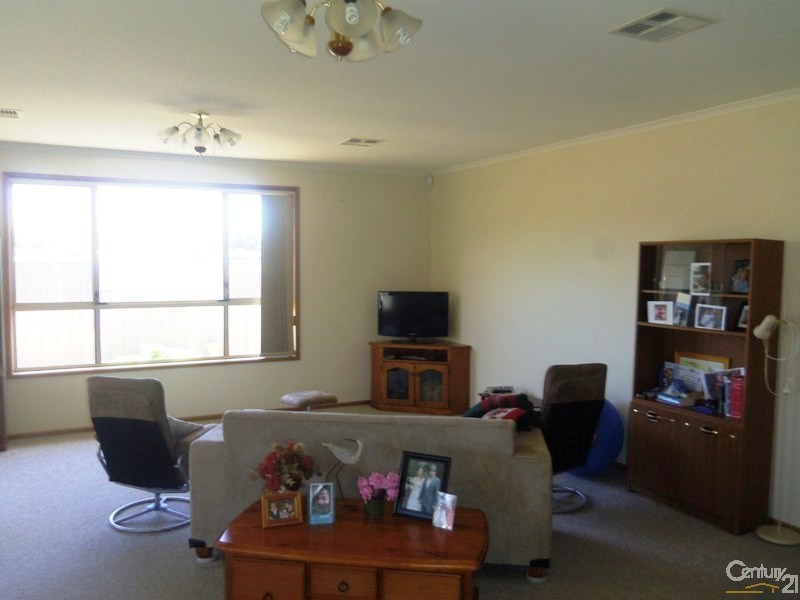 72 Matthew Flinders Drive, Encounter Bay SA 5211