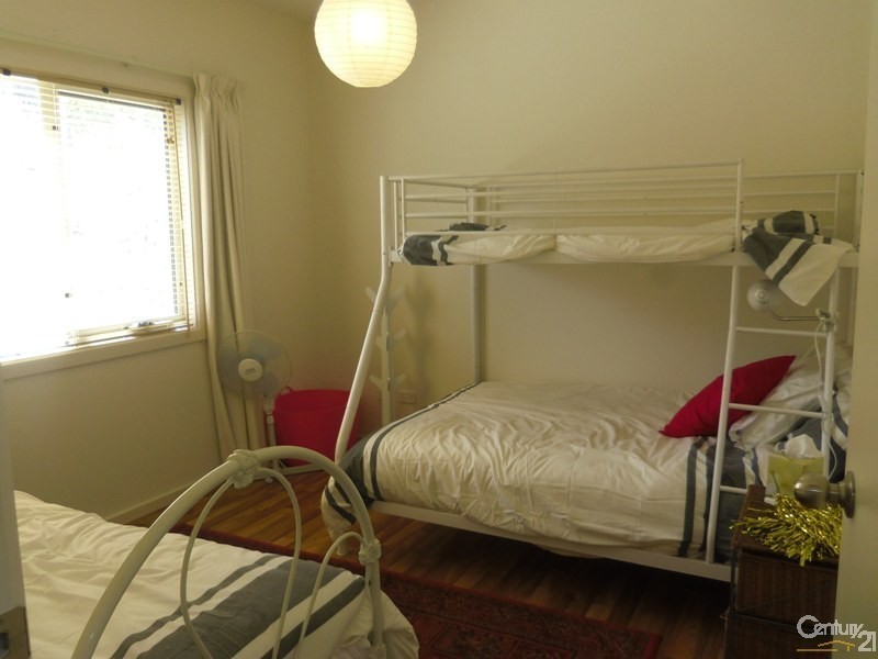 24 Stacey Drive, Carrickalinga SA 5204