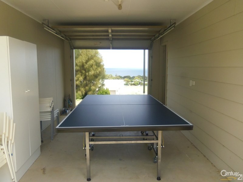 24 Stacey Drive, Carrickalinga SA 5204