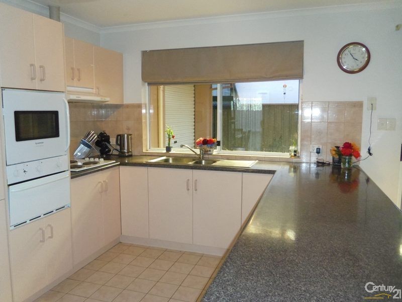 30 St Andrews Boulevard, Normanville SA 5204