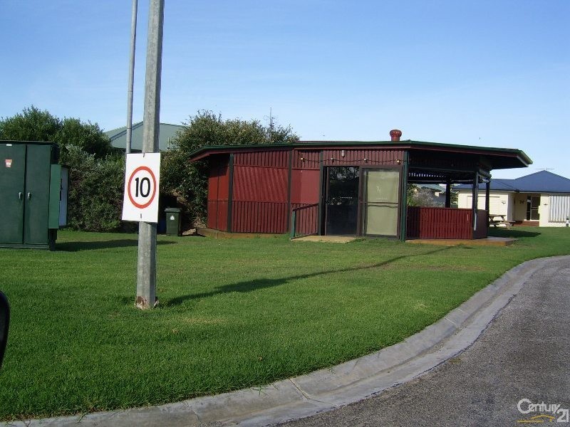 Unit 14 Beachside Village Estate, Normanville SA 5204