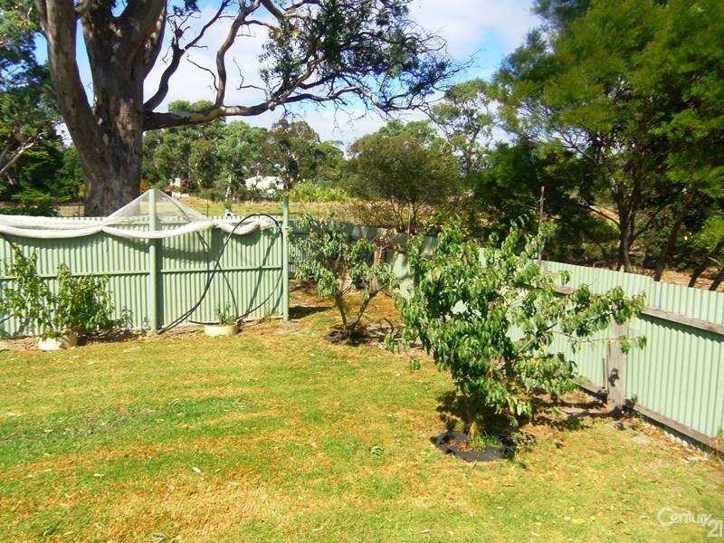 10 Graham Street, Yankalilla SA 5203