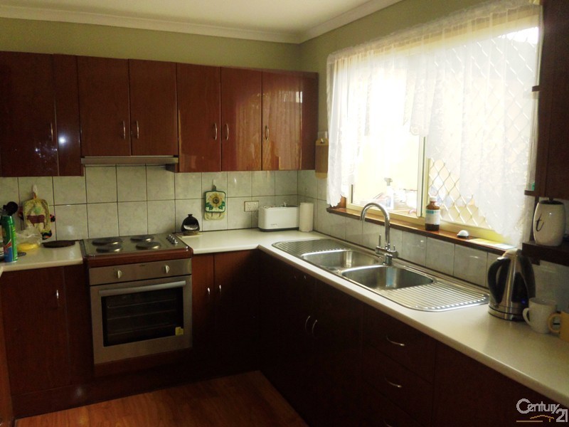 27 Main Street, Yankalilla SA 5203