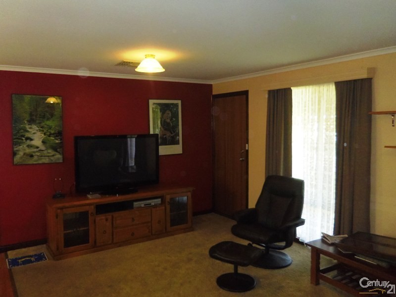 27 Main Street, Yankalilla SA 5203