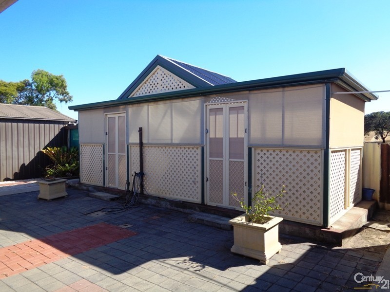 1/8 Mary Avenue, Normanville SA 5204