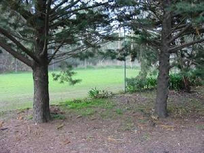* KEMMIS HILL ROAD, Yankalilla SA 5203