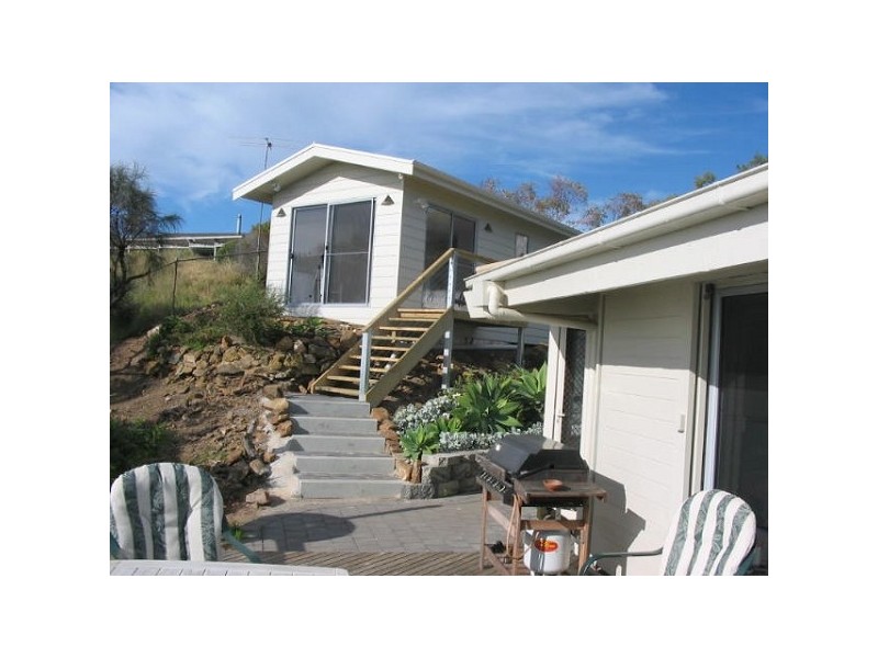 8 Scenic Way, Carrickalinga SA 5204